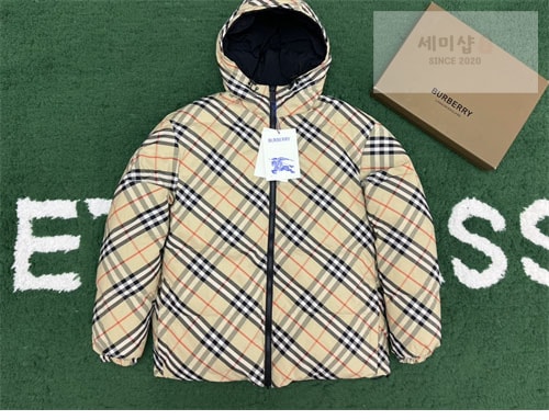 Burberry 버버리 리버시블 체크 나일론 퍼퍼 자켓 2컬러 의류 25번 이미지