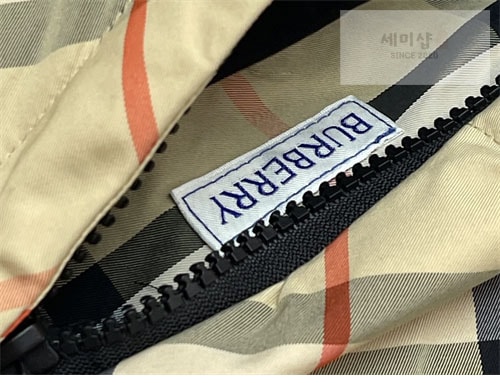 Burberry 버버리 리버시블 체크 나일론 퍼퍼 자켓 2컬러 의류 20번 이미지