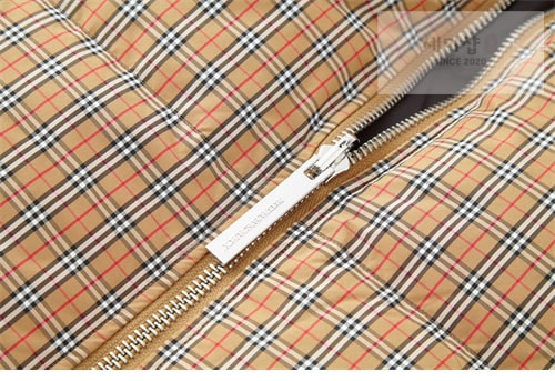 Burberry 버버리 빈티지 체크 양면 패딩 다운 자켓 의류 8번 이미지