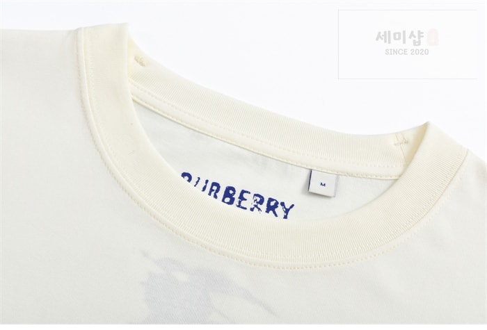 Burberry 버버리 스크린 프린트 EKD 코튼 티셔츠 의류 6번 이미지