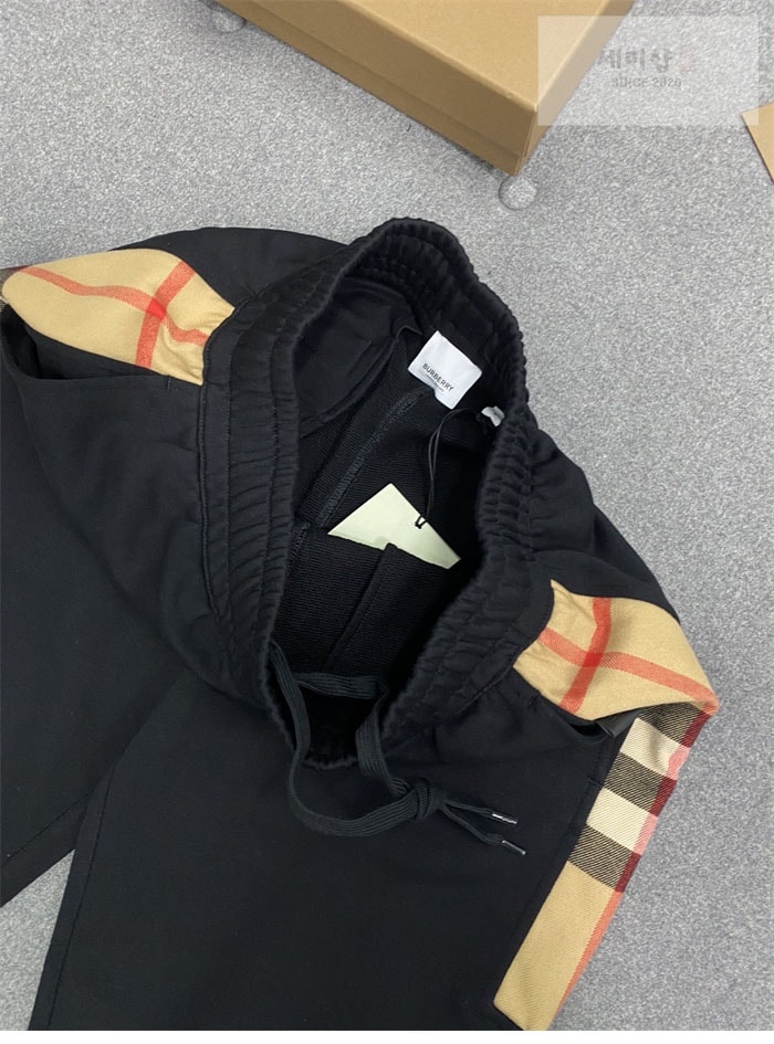 Burberry 버버리 체크 패널 코튼 조깅 팬츠 의류 7번 이미지