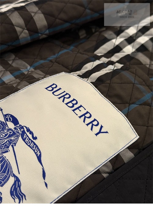 Burberry 버버리 퀼팅 나일론 봄버 자켓 의류 18번 이미지