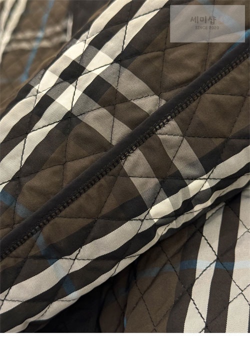Burberry 버버리 퀼팅 나일론 봄버 자켓 의류 24번 이미지