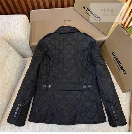 Burberry 버버리 퀼팅 여성용 자켓 레플리카 5번 이미지 - 의류 | 세미샵 레플리카 사이트