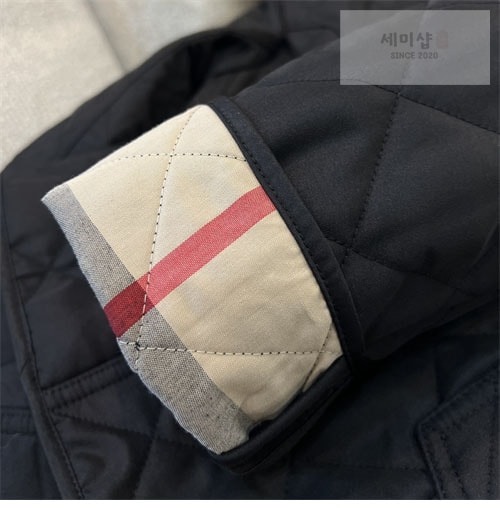 Burberry 버버리 퀼팅 여성용 자켓 레플리카 18번 이미지 - 의류 | 세미샵 레플리카 사이트