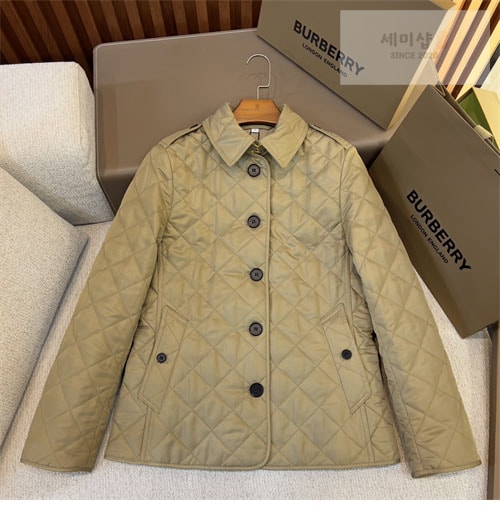Burberry 버버리 퀼팅 여성용 자켓 레플리카 20번 이미지 - 의류 | 세미샵 레플리카 사이트
