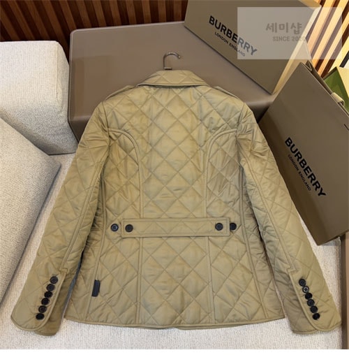 Burberry 버버리 퀼팅 여성용 자켓 레플리카 21번 이미지 - 의류 | 세미샵 레플리카 사이트
