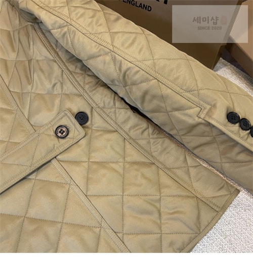 Burberry 버버리 퀼팅 여성용 자켓 레플리카 25번 이미지 - 의류 | 세미샵 레플리카 사이트