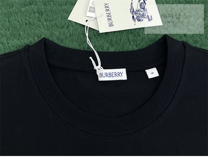 Burberry 버버리 크로스 스티치 EKD 코튼 반팔 티셔츠 블랙 의류 19번 이미지