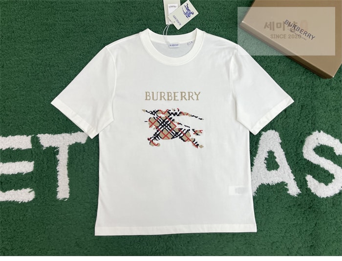 Burberry 버버리 크로스 스티치 EKD 코튼 반팔 티셔츠 블랙 의류 9번 이미지
