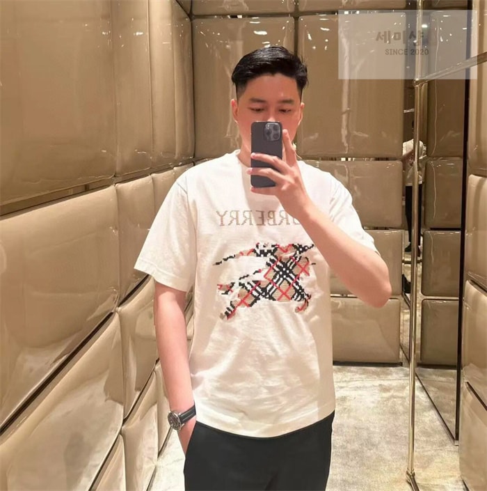 Burberry 버버리 크로스 스티치 EKD 코튼 티셔츠 레플리카 3번 이미지 - 의류 | 세미샵 레플리카 사이트