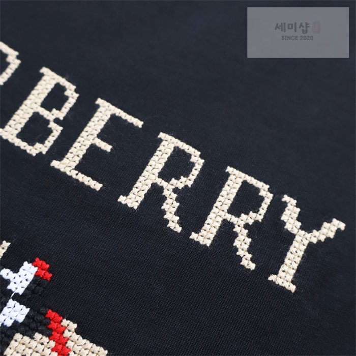 Burberry 버버리 크로스 스티치 EKD 코튼 티셔츠 레플리카 16번 이미지 - 의류 | 세미샵 레플리카 사이트