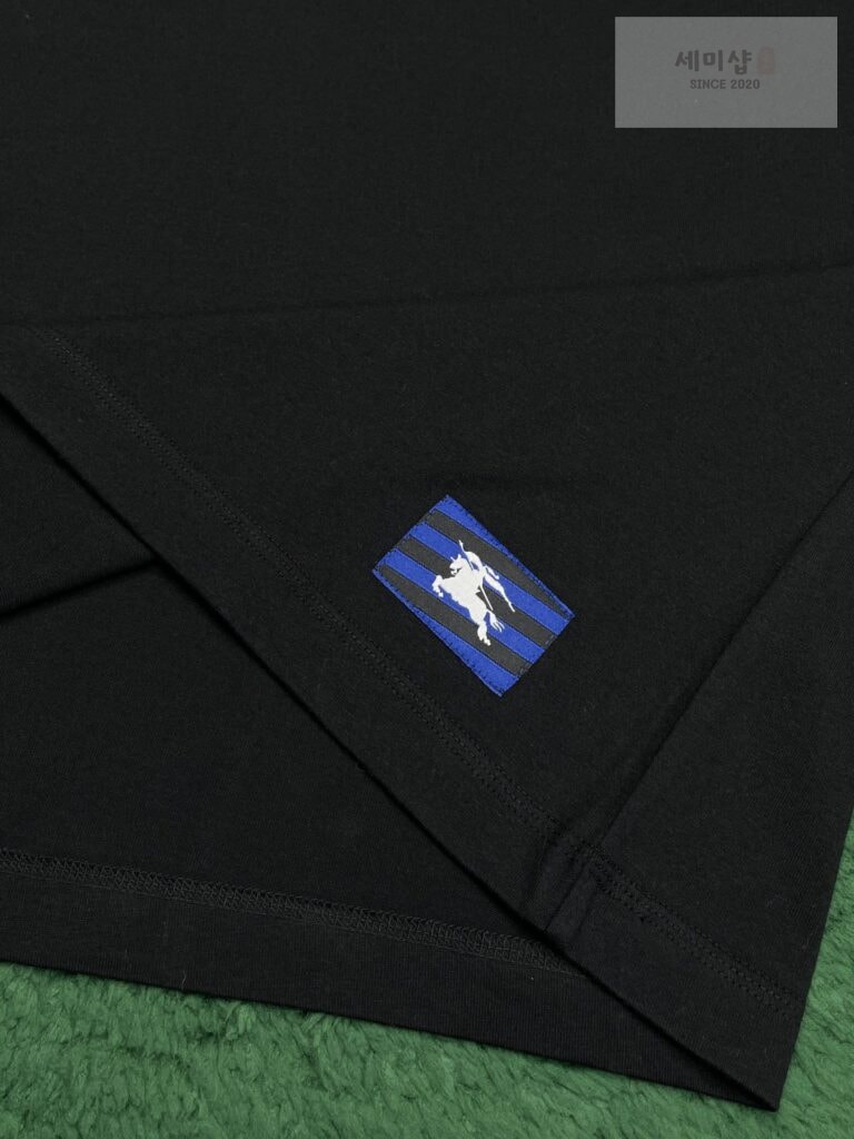 Burberry 버버리 크루넥 코튼 반팔 티셔츠 “2 COLOR” BLACK 의류 5번 이미지
