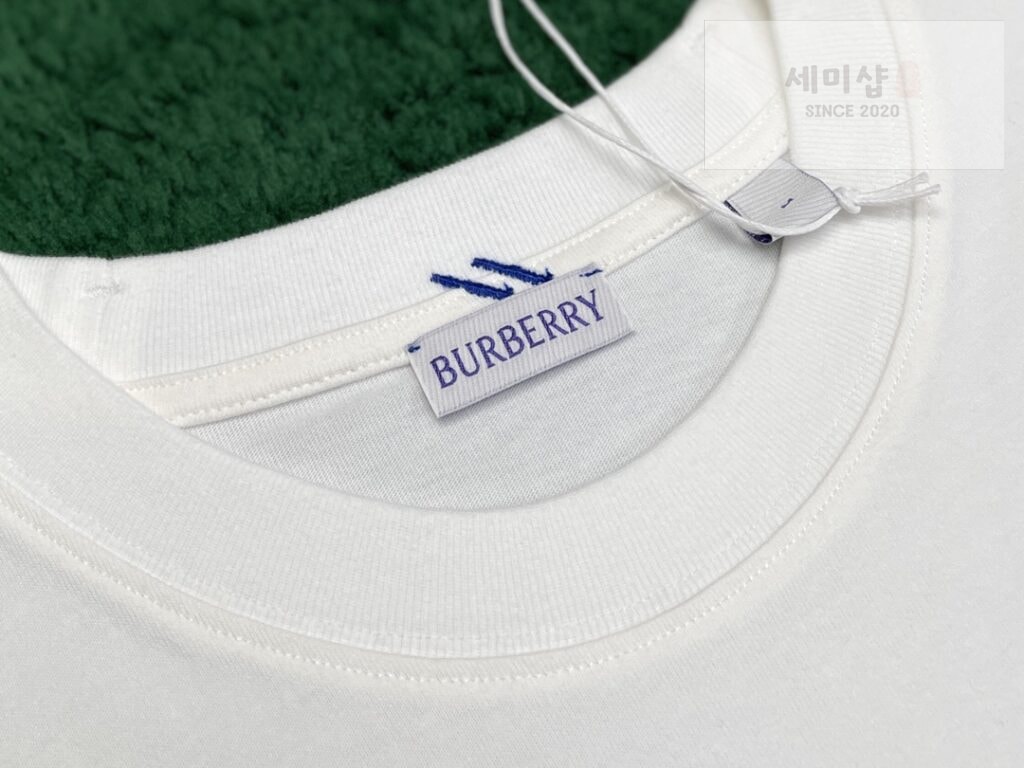 Burberry 버버리 크루넥 코튼 반팔 티셔츠 “2 COLOR” BLACK 의류 12번 이미지