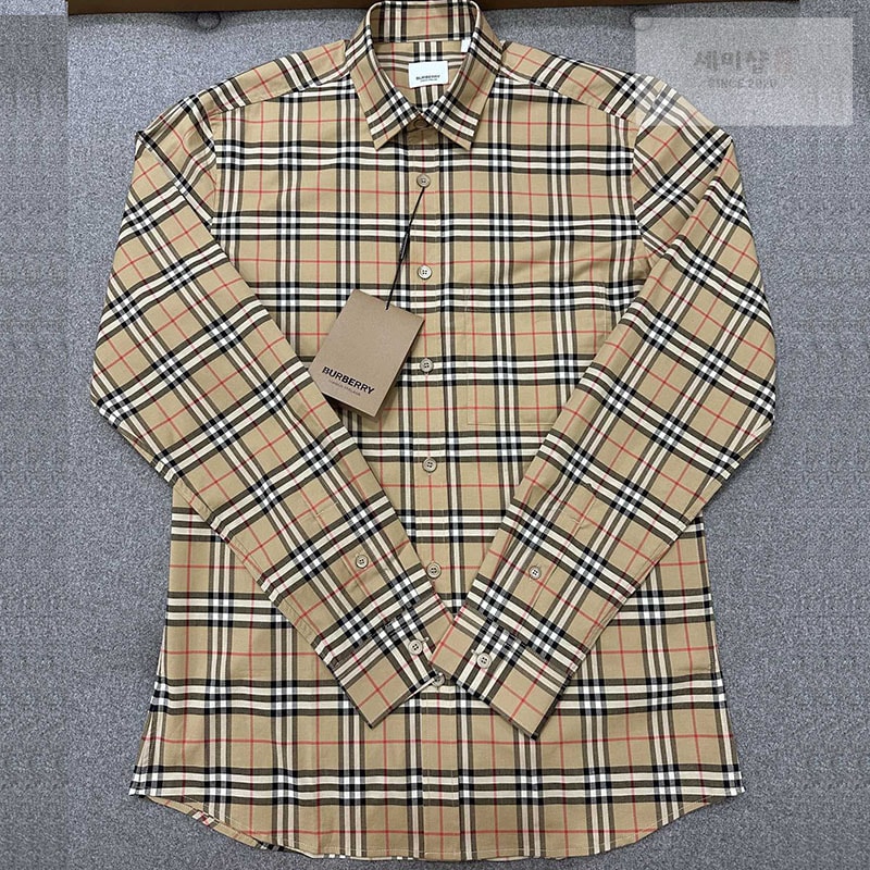 Burberry 버버리 클래식 체크 코튼 포플린 셔츠 레플리카 24번 이미지 - 의류 | 세미샵 레플리카 사이트