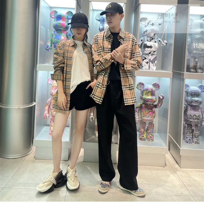 Burberry 버버리 클래식 체크 코튼 포플린 셔츠 레플리카 2번 이미지 - 의류 | 세미샵 레플리카 사이트