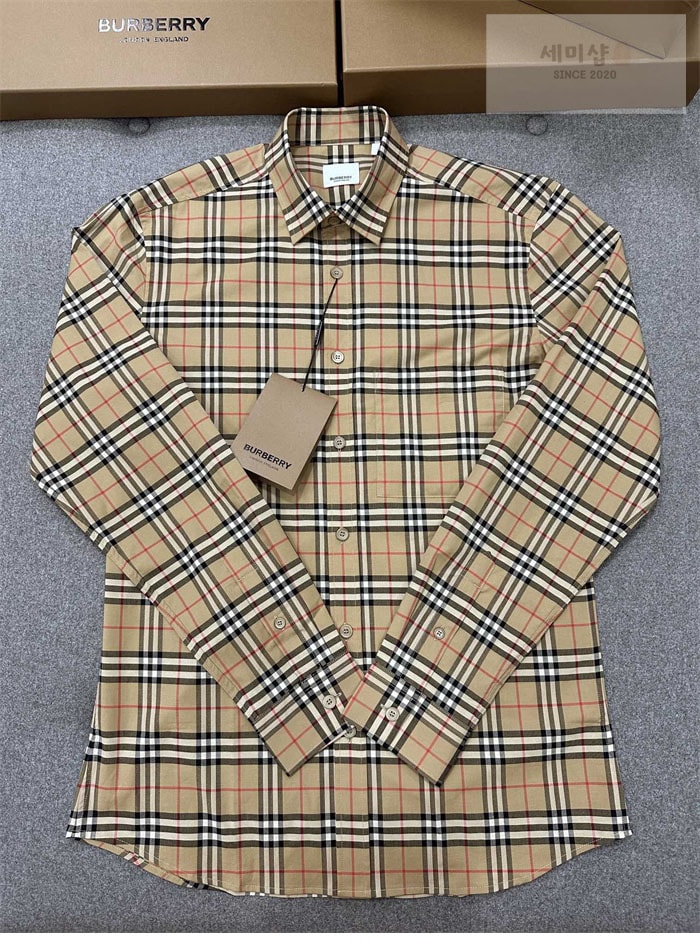 Burberry 버버리 클래식 체크 코튼 포플린 셔츠 레플리카 4번 이미지 - 의류 | 세미샵 레플리카 사이트