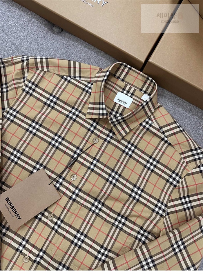 Burberry 버버리 클래식 체크 코튼 포플린 셔츠 레플리카 25번 이미지 - 의류 | 세미샵 레플리카 사이트