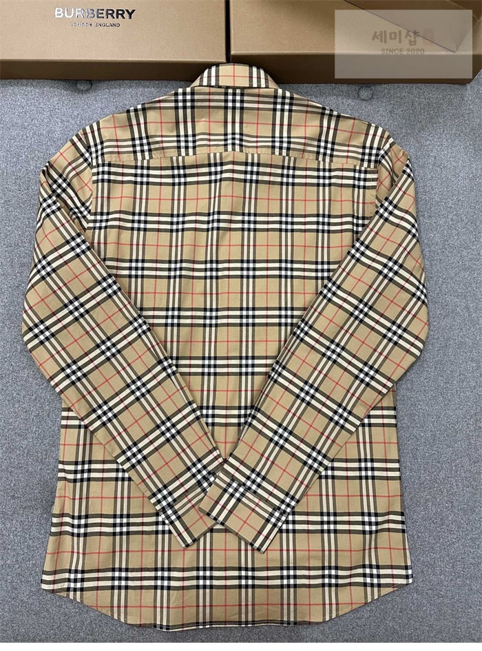 Burberry 버버리 클래식 체크 코튼 포플린 셔츠 레플리카 7번 이미지 - 의류 | 세미샵 레플리카 사이트