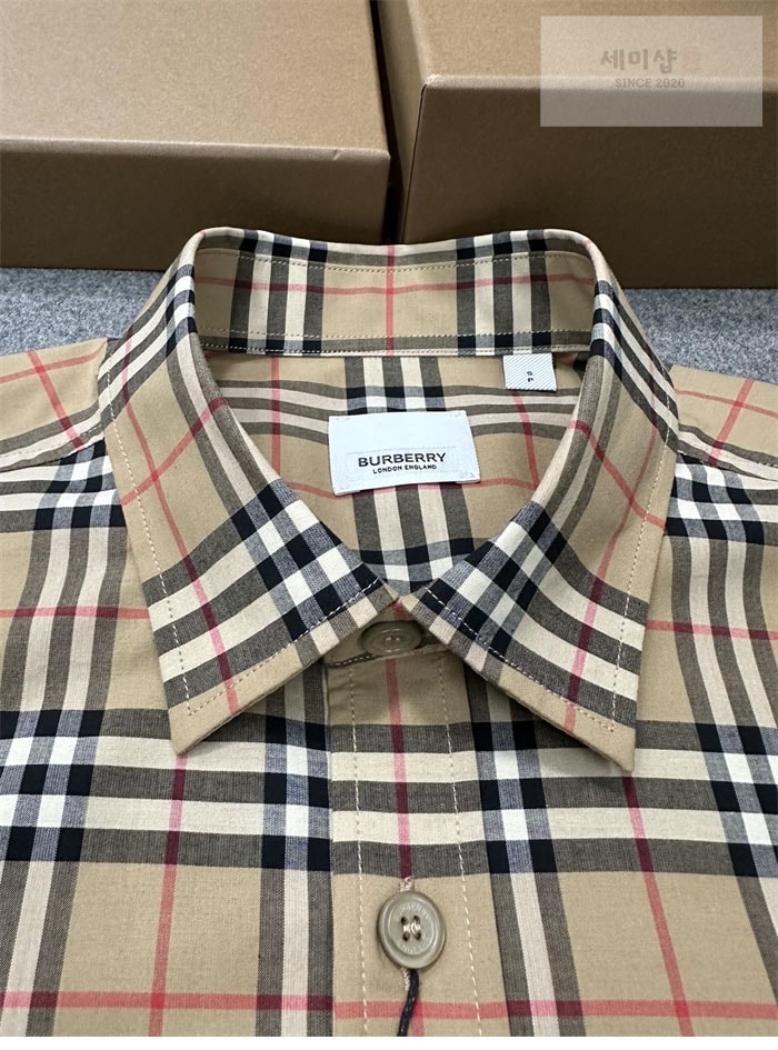 Burberry 버버리 클래식 체크 코튼 포플린 셔츠 레플리카 10번 이미지 - 의류 | 세미샵 레플리카 사이트