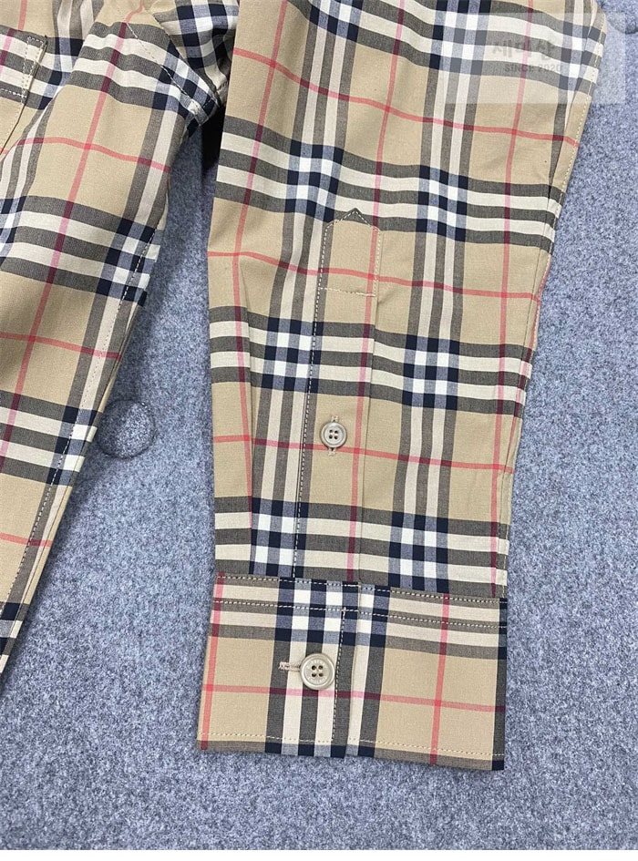 Burberry 버버리 클래식 체크 코튼 포플린 셔츠 레플리카 23번 이미지 - 의류 | 세미샵 레플리카 사이트