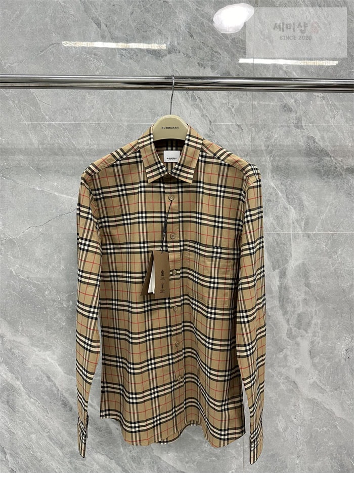 Burberry 버버리 클래식 체크 코튼 포플린 셔츠 레플리카 18번 이미지 - 의류 | 세미샵 레플리카 사이트