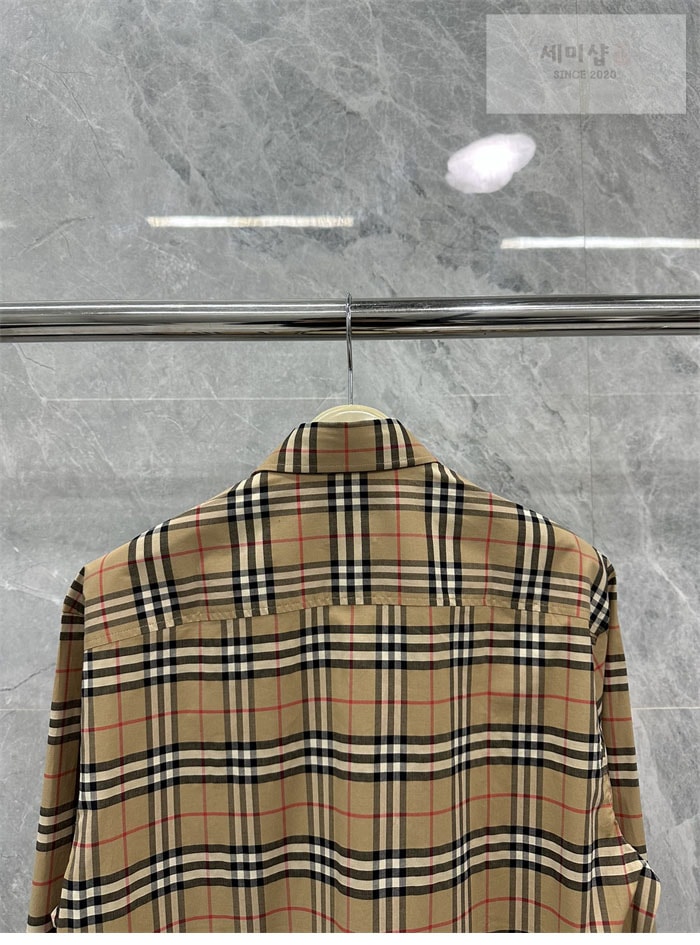 Burberry 버버리 클래식 체크 코튼 포플린 셔츠 레플리카 20번 이미지 - 의류 | 세미샵 레플리카 사이트