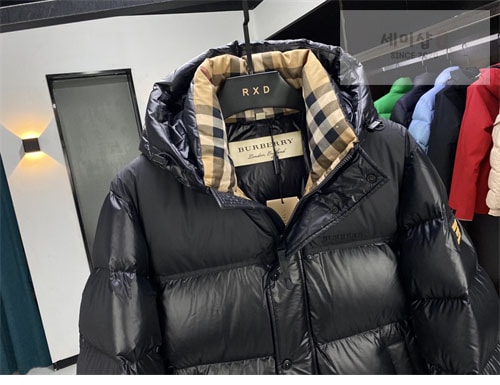 Burberry 버버리 패치 클래식 푸퍼 다운 패딩 자켓 의류 6번 이미지