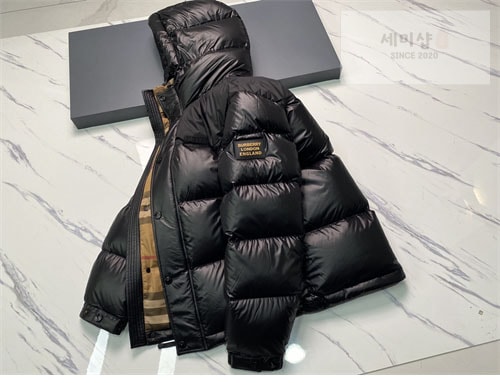 Burberry 버버리 패치 클래식 푸퍼 다운 패딩 자켓 의류 13번 이미지