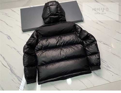 Burberry 버버리 패치 클래식 푸퍼 다운 패딩 자켓 의류 14번 이미지