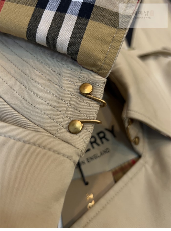 Burberry 버버리 해리티지 여성용 롱 뉴 켄징턴 베이지 의류 11번 이미지