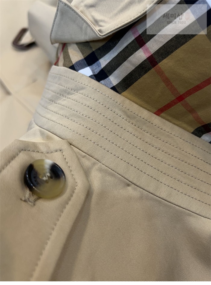 Burberry 버버리 해리티지 여성용 롱 뉴 켄징턴 베이지 의류 12번 이미지