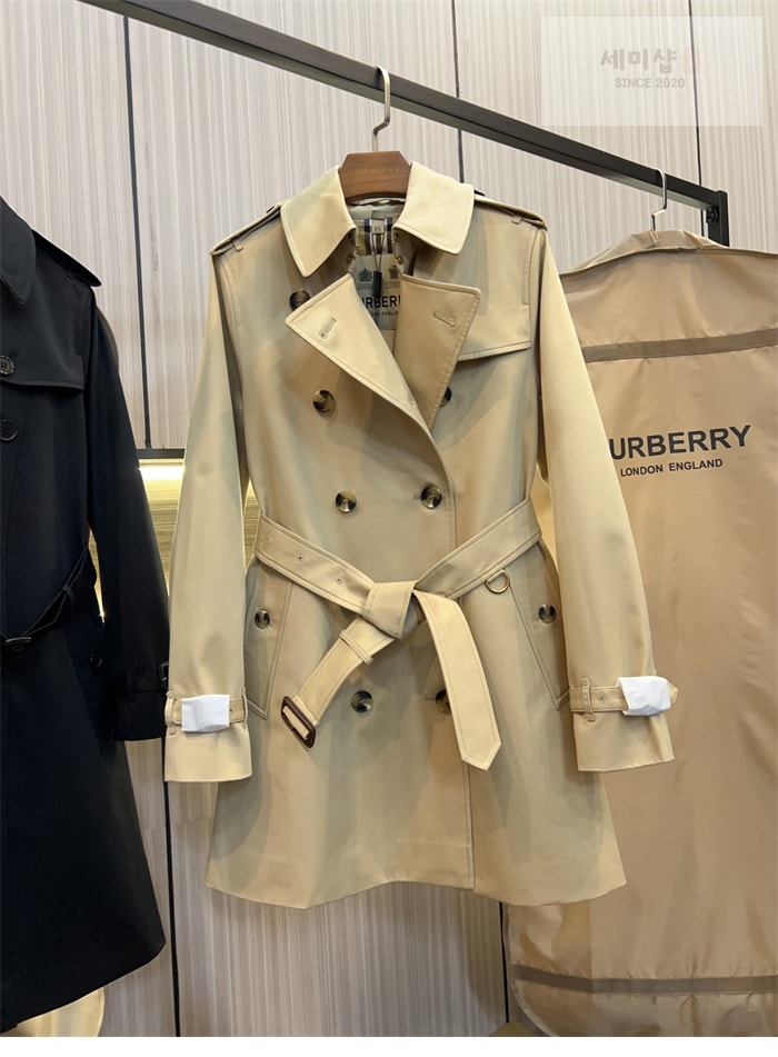 Burberry 버버리 해리티지 여성용 숏 뉴 켄징턴 트렌치코트 베이지 의류 7번 이미지
