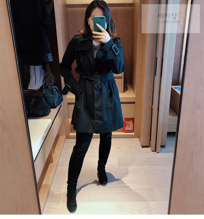 Burberry 버버리 해리티지 여성용 숏 뉴 켄징턴 트렌치코트 블랙 의류 4번 이미지