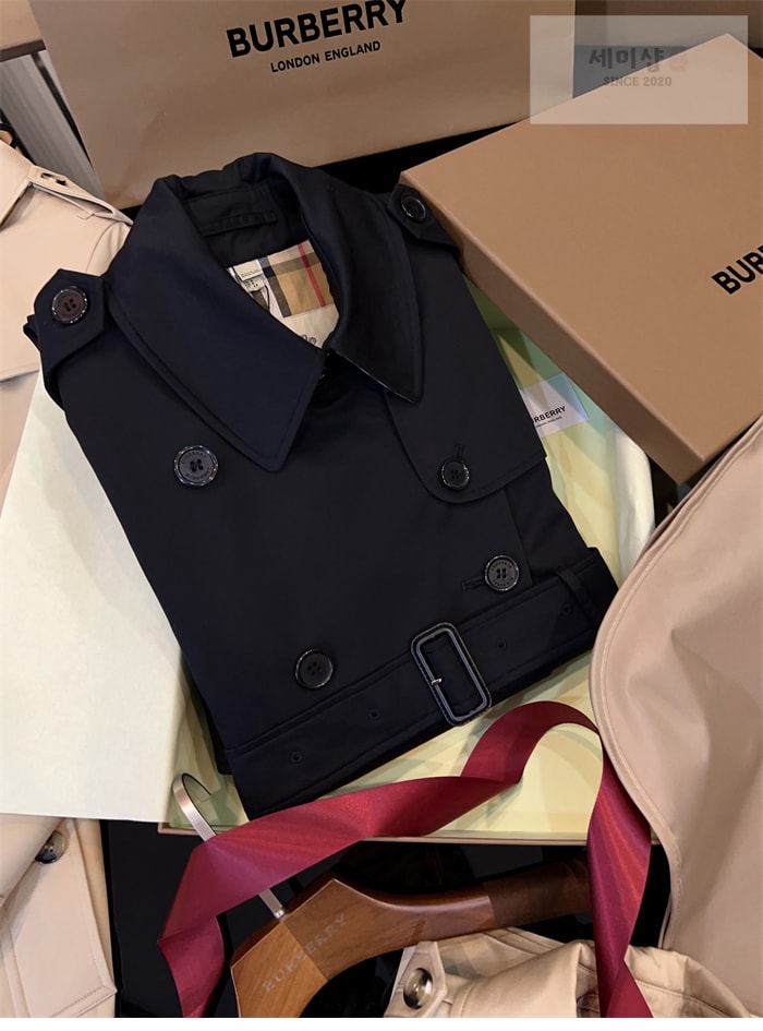 Burberry 버버리 해리티지 여성용 숏 뉴 켄징턴 트렌치코트 블랙 의류 6번 이미지