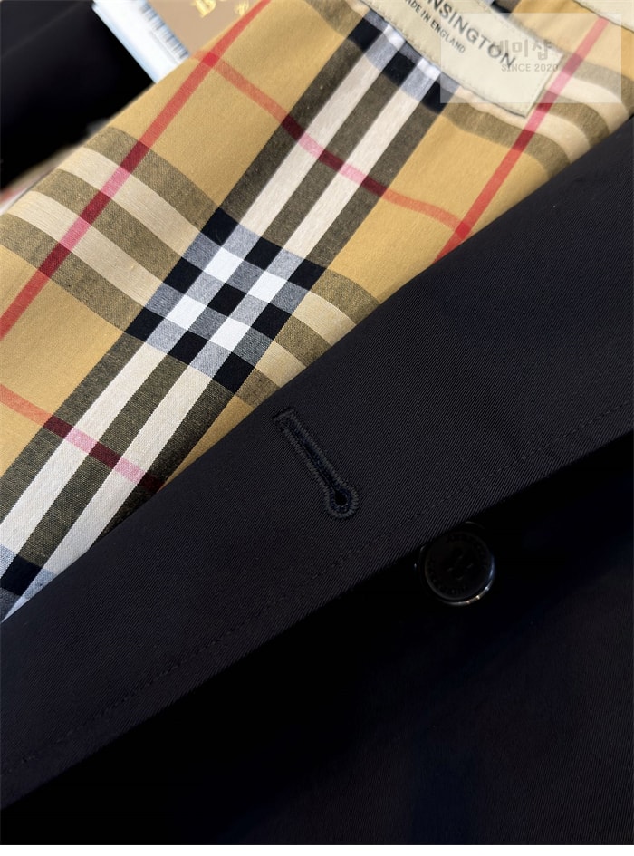Burberry 버버리 해리티지 여성용 숏 뉴 켄징턴 트렌치코트 블랙 의류 15번 이미지