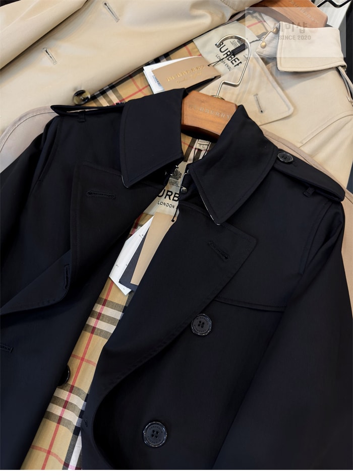 Burberry 버버리 해리티지 여성용 숏 뉴 켄징턴 트렌치코트 블랙 의류 20번 이미지