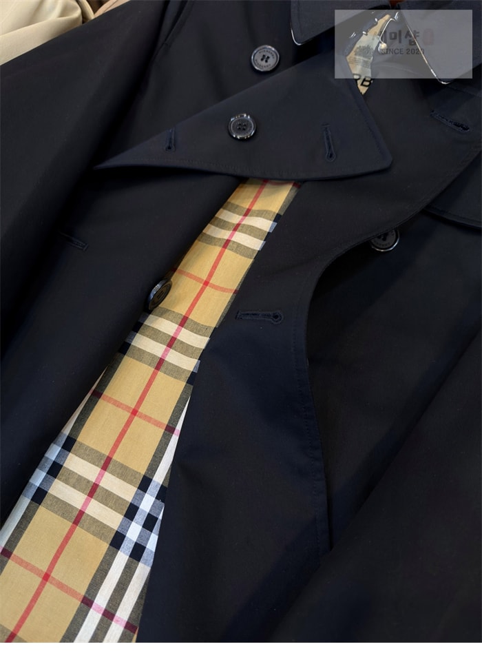 Burberry 버버리 해리티지 여성용 숏 뉴 켄징턴 트렌치코트 블랙 의류 22번 이미지