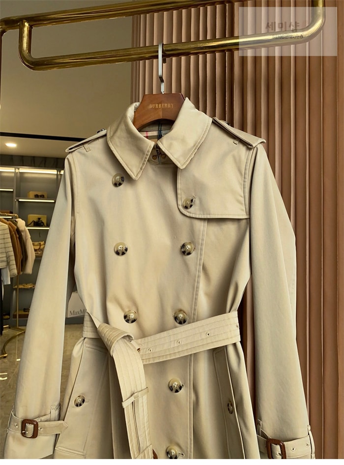 Burberry 버버리 해리티지 여성용 숏 켄징턴 트렌치코트 베이지 의류 5번 이미지