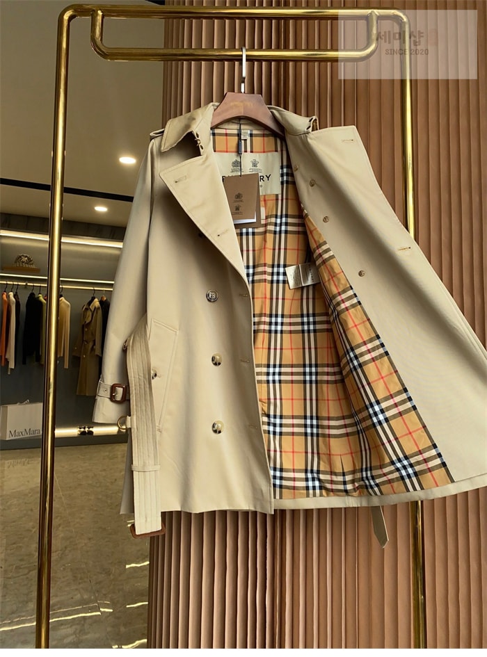Burberry 버버리 해리티지 여성용 숏 켄징턴 트렌치코트 베이지 의류 8번 이미지