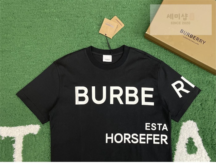 Burberry 버버리 호스페리 프린팅 코튼 티셔츠 블랙 의류 9번 이미지