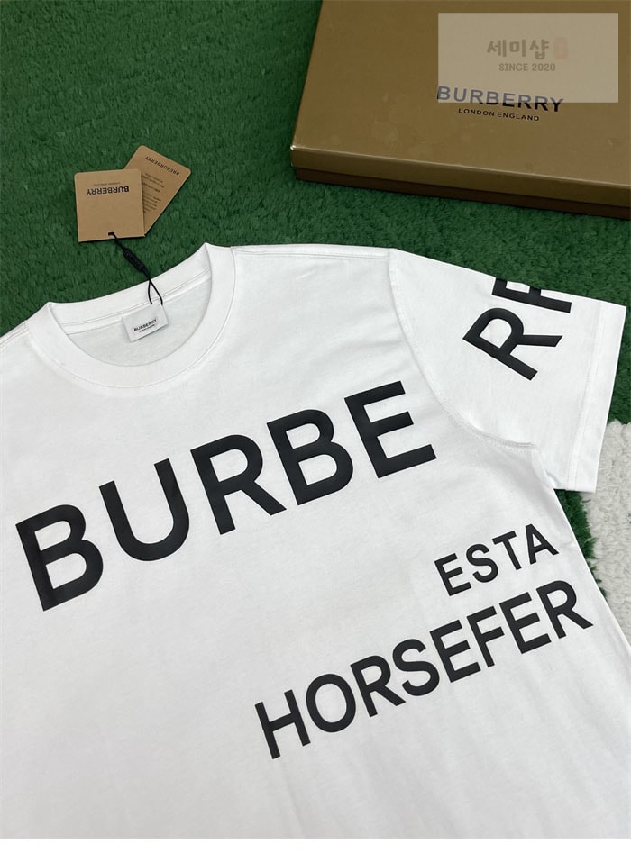 Burberry 버버리 호스페리 프린팅 코튼 티셔츠 블랙 의류 16번 이미지