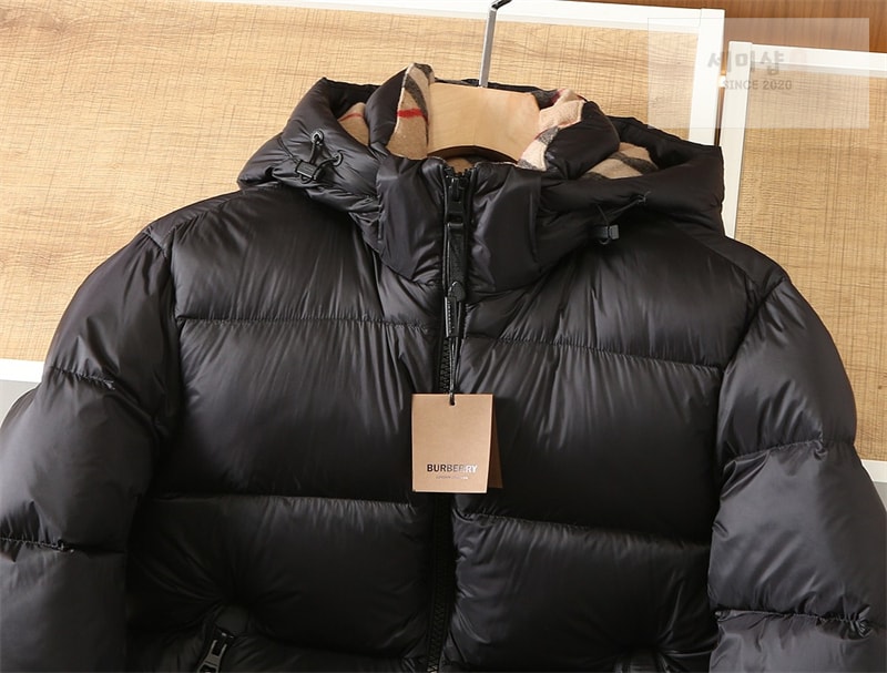 버버리 버버리 후드 다운 푸퍼 자켓 블랙 의류 24번 이미지