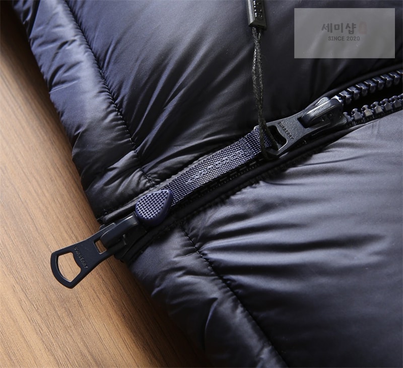 버버리 버버리 후드 다운 푸퍼 자켓 블랙 의류 4번 이미지