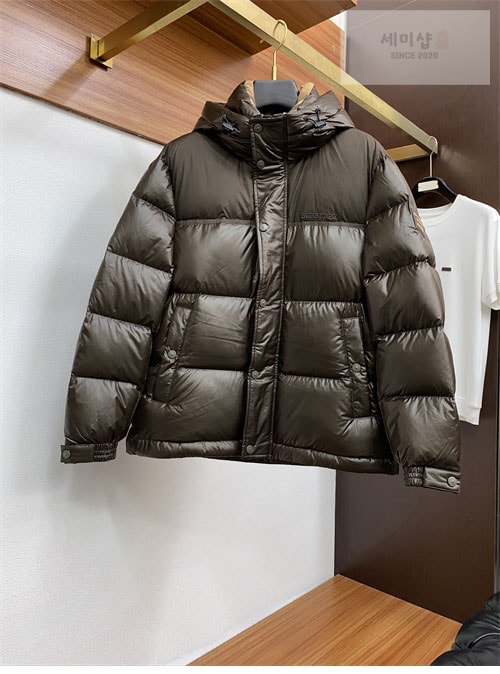 Burberry 버버리 24FW 로고 숏 패딩 의류 2번 이미지