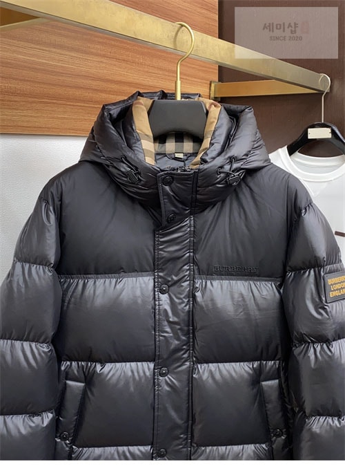 Burberry 버버리 24FW 로고 숏 패딩 의류 12번 이미지