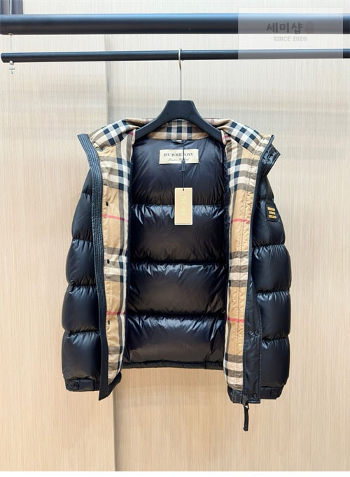 Burberry 버버리 24FW 로고 패치 숏 패딩 다운 자켓 의류 4번 이미지