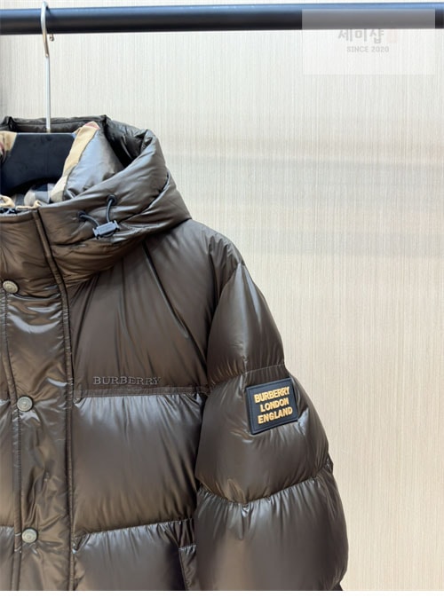 Burberry 버버리 24FW 로고 패치 숏 패딩 다운 자켓 의류 9번 이미지