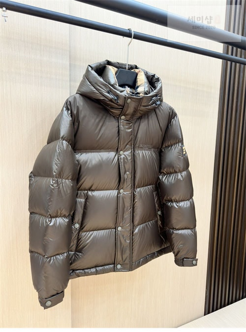 Burberry 버버리 24FW 로고 패치 숏 패딩 다운 자켓 의류 13번 이미지