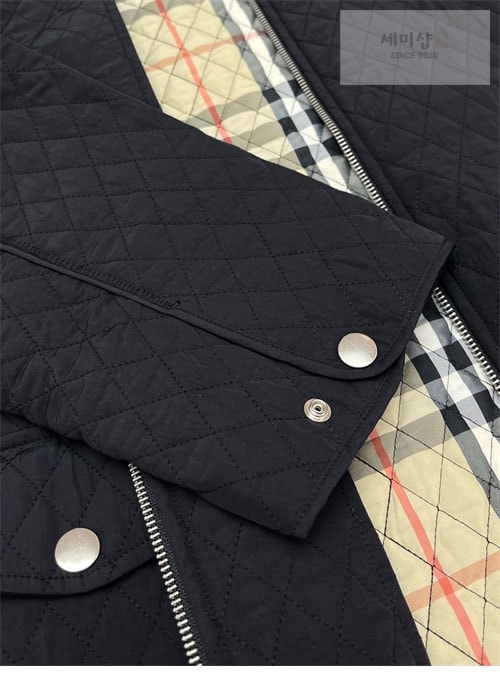 Burberry 버버리 24FW 체크 후드 퀼티드 나일론 자켓 의류 9번 이미지